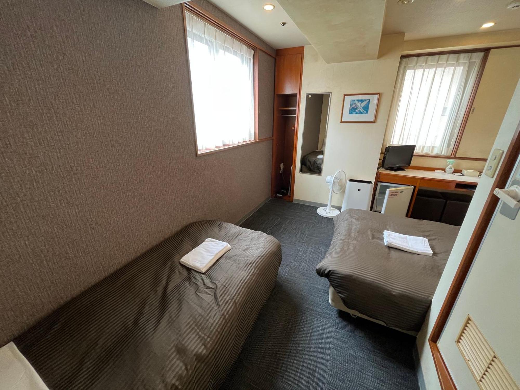Hotel Axia Inn Куширо Екстериор снимка